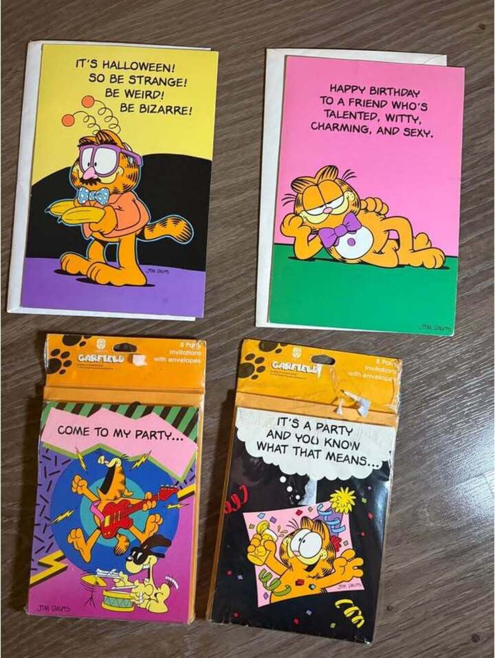 vintage Garfield-themed greeting cards and party invitations
